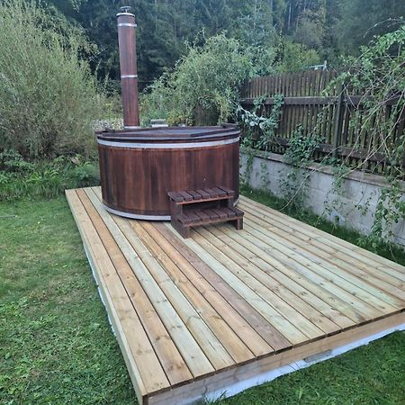 Chataudedka Sk - 4 Person - Bathtub ฮราบูชิเซ ภายนอก รูปภาพ